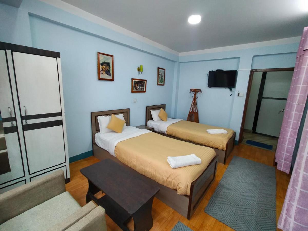 Hotel Pristine Kathmandu Bagian luar foto