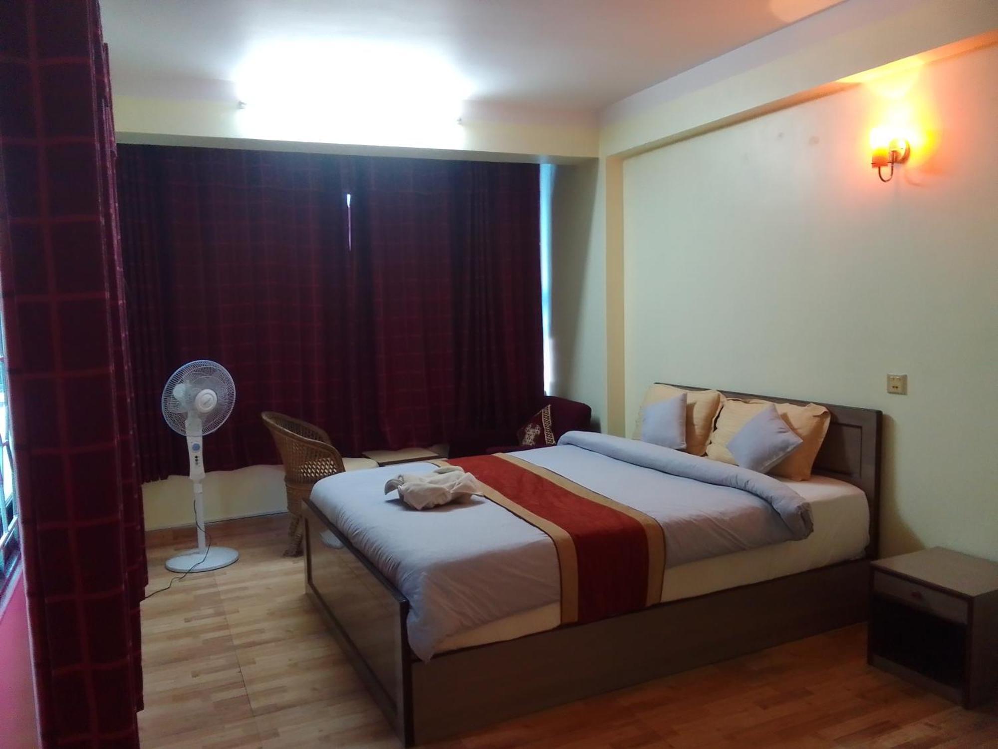 Hotel Pristine Kathmandu Bagian luar foto