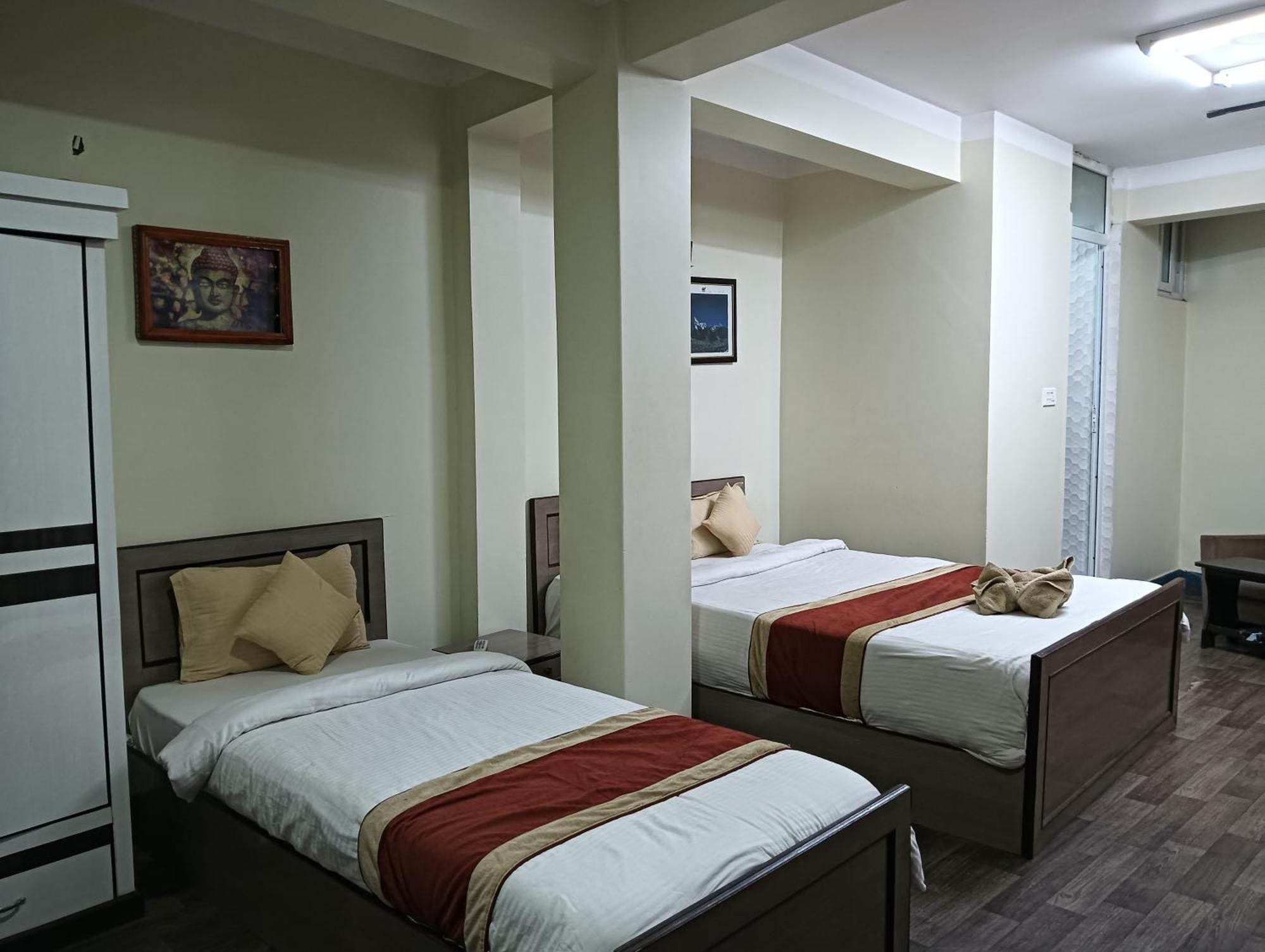 Hotel Pristine Kathmandu Bagian luar foto