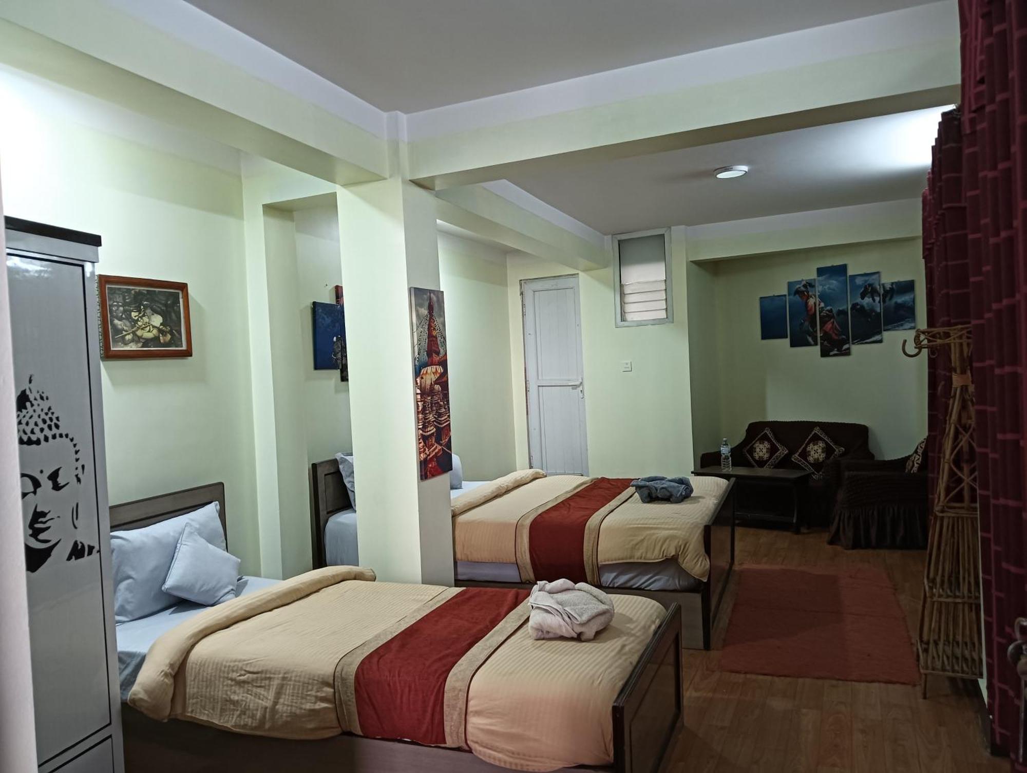 Hotel Pristine Kathmandu Bagian luar foto